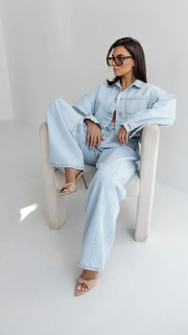 No. 445 – Spodnie jeans Silueta Baby blue