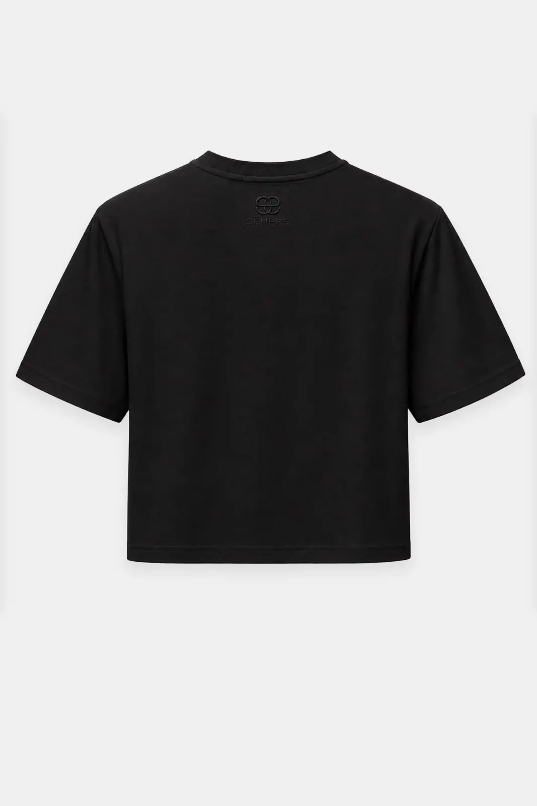 Czarny T-shirt damski VENA o krótszym luźnym kroju z poduszkami na ramionach, wykonany z grubej bawełny premium.