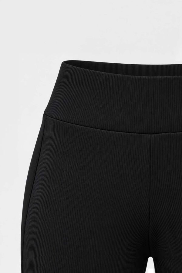 Legginsy prążkowane SCULPT czarne